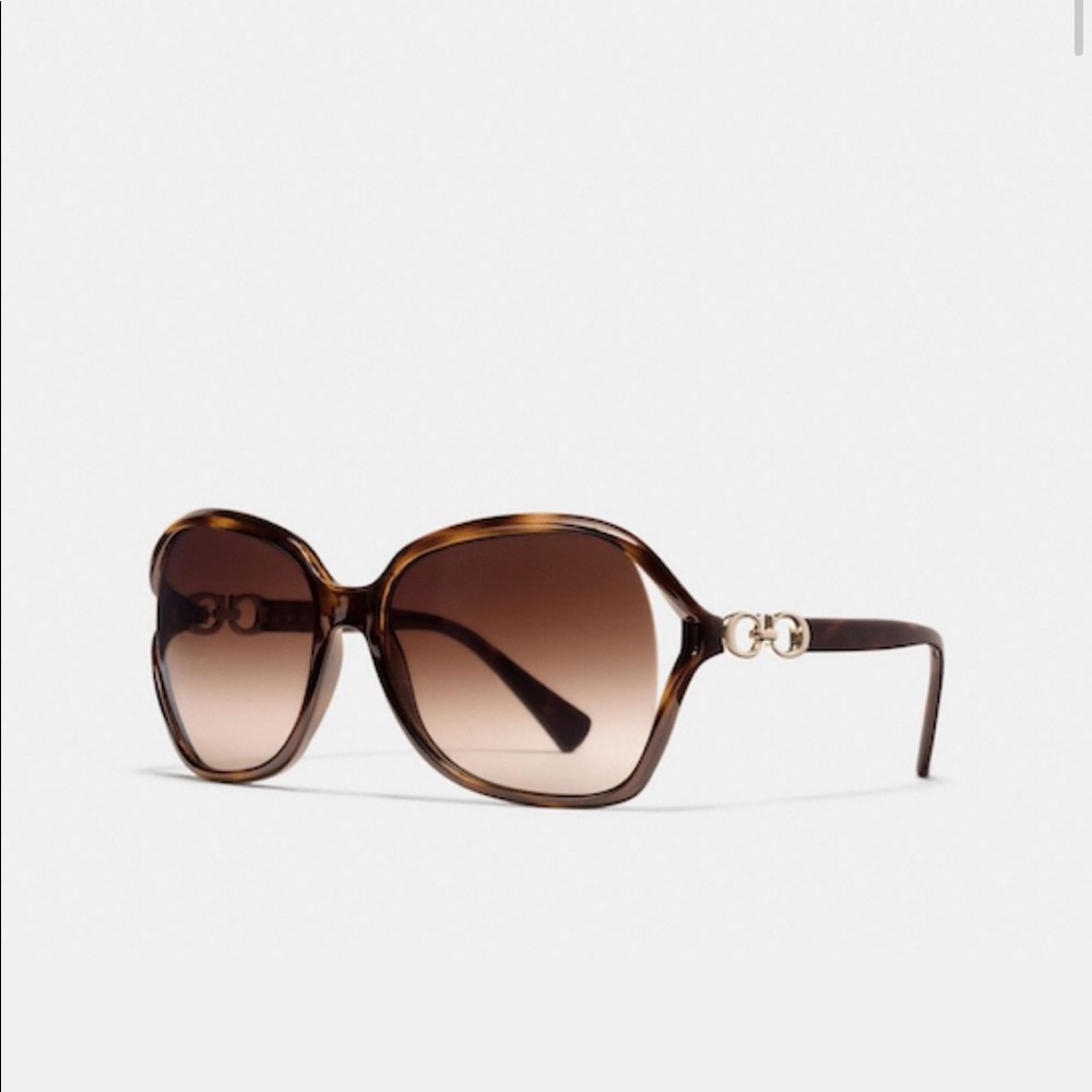 Coach Kissing C Sunglasses